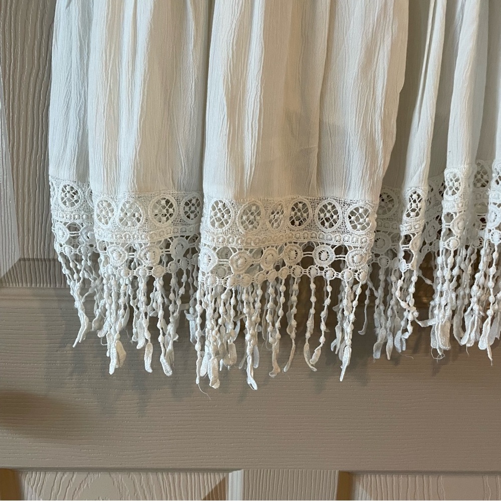 American Eagle - White Lace & Fringe Dress - Picture 5 of 7